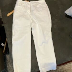Ann Taylor, 00 petite slacks, white , brand new never worn